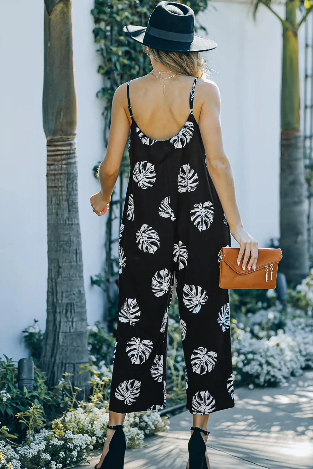 *APP EXCLUSIVE* Botanical Print Spaghetti Strap Cropped Jumpsuit