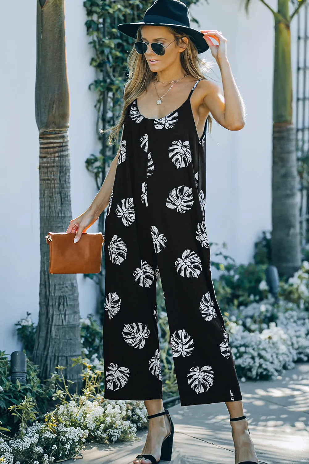 *APP EXCLUSIVE* Botanical Print Spaghetti Strap Cropped Jumpsuit