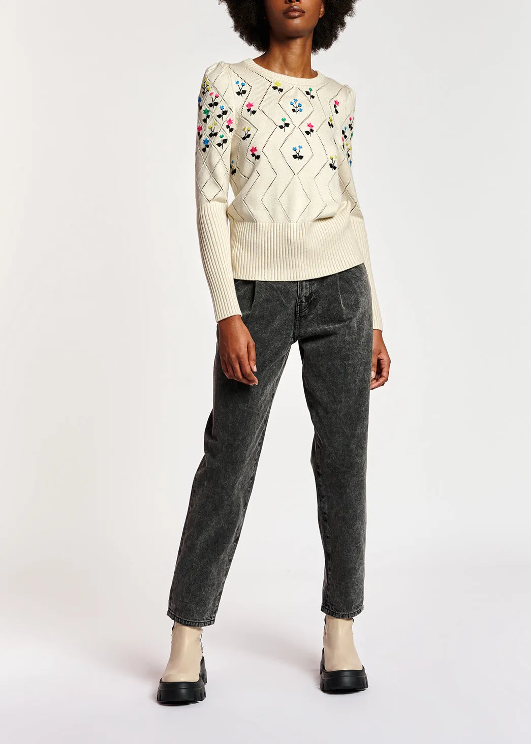 Beige pointelle-knitted sweater with floral embroideries