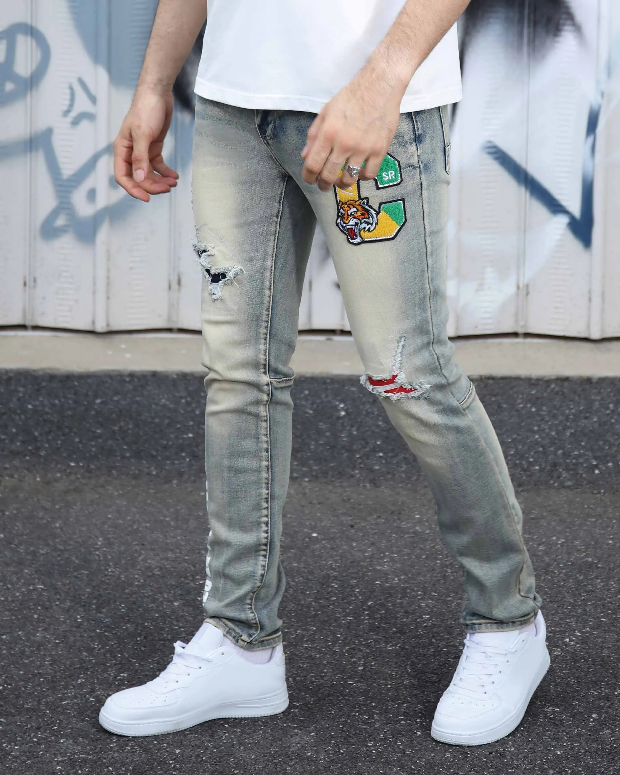Distressed Light Wash Blue Ripped Jeans with Lion Motif Embroider-Mexico Local Delivery