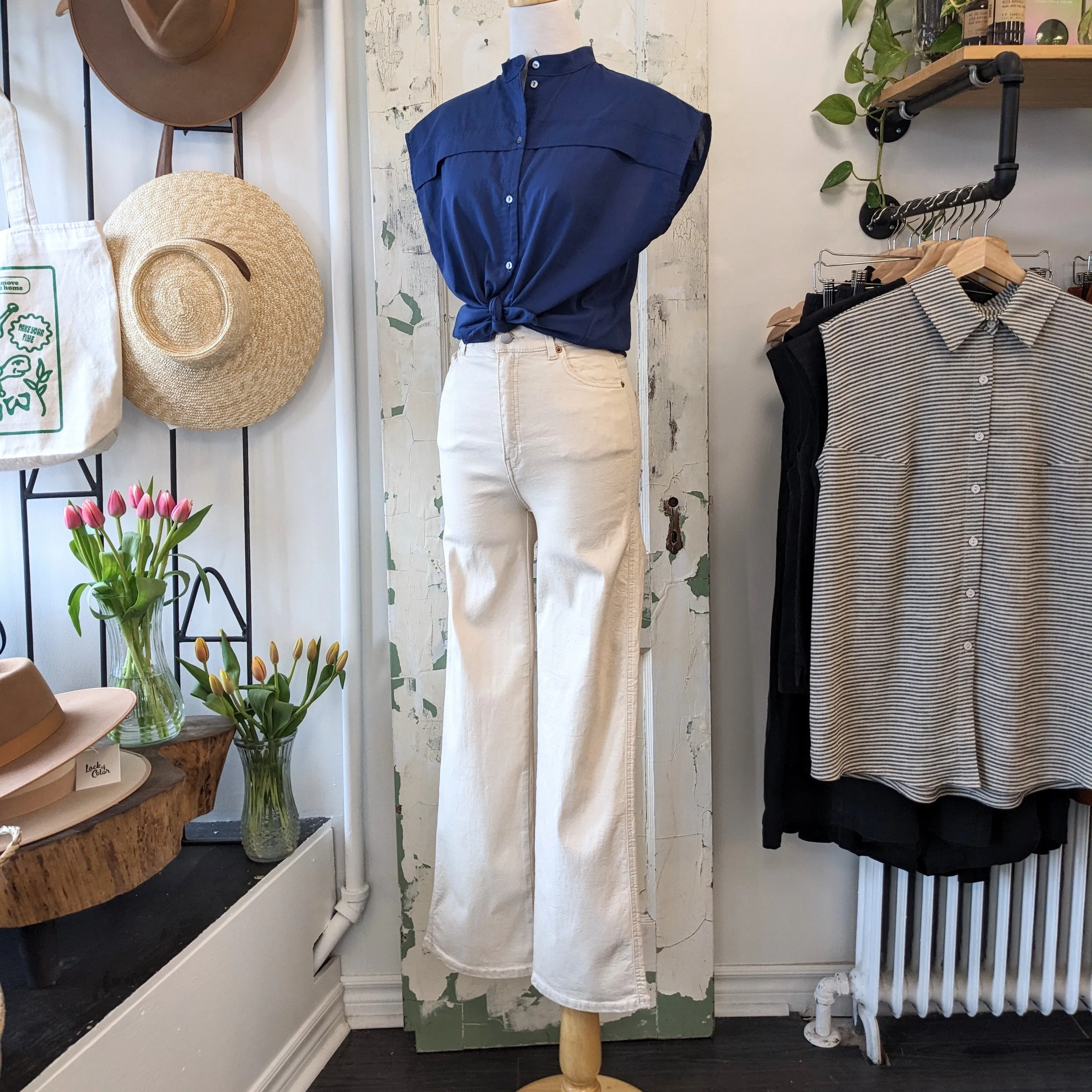 Dr. Denim // Moxy Straight Jeans Loomstate