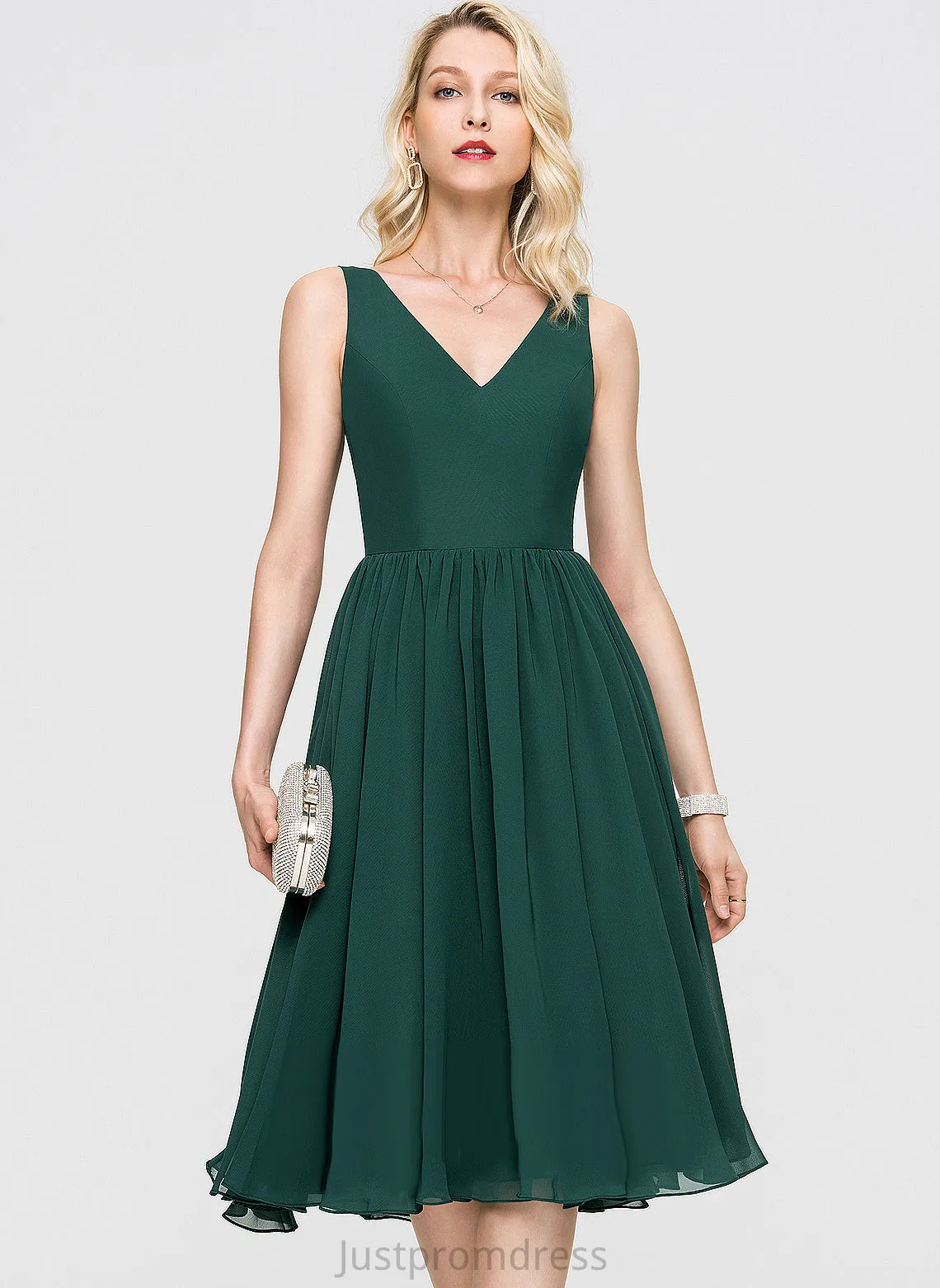 Kira A-Line Cocktail Dresses V-neck Chiffon Cocktail Knee-Length Dress