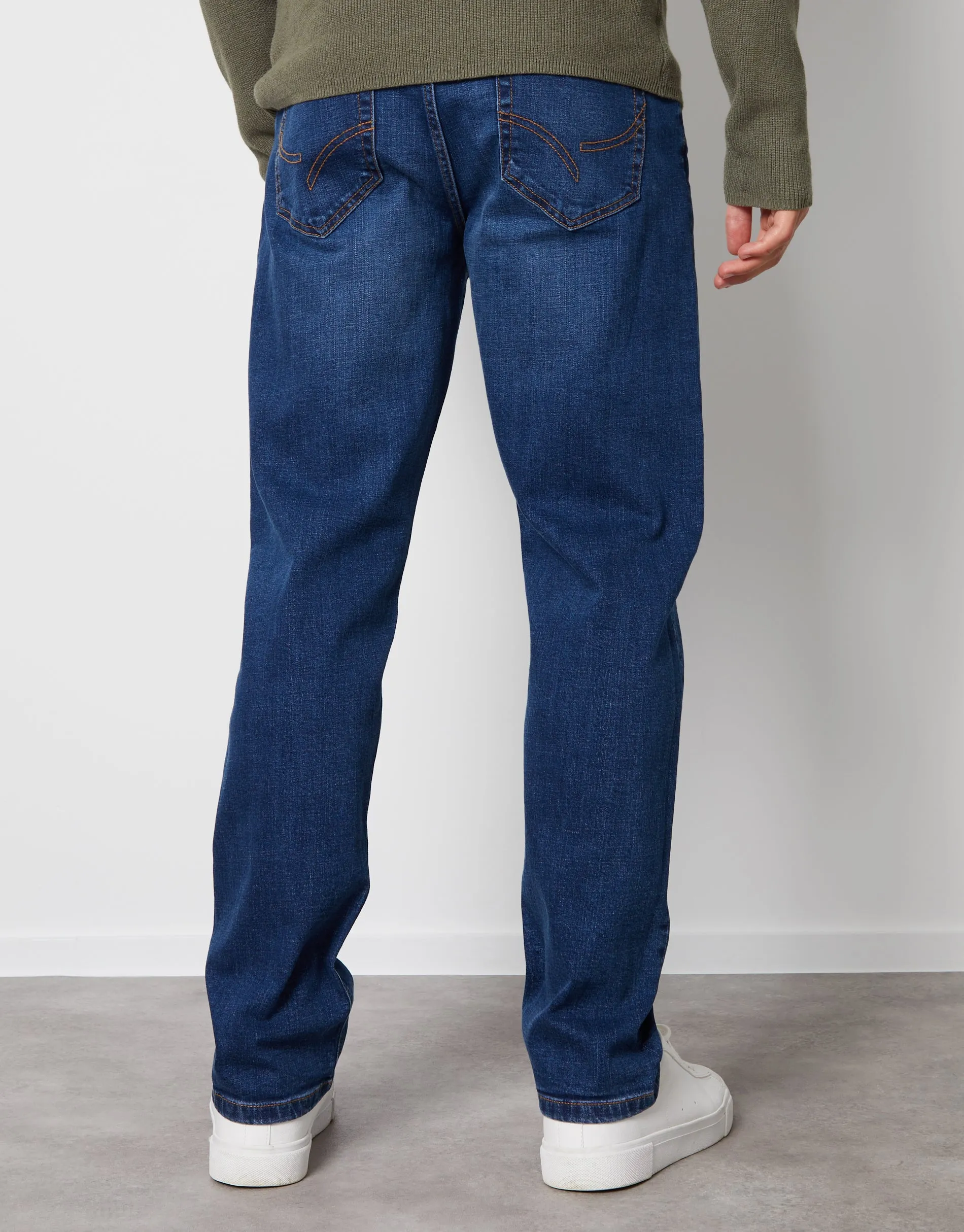 Men's Mid Wash Straight Leg Jeans