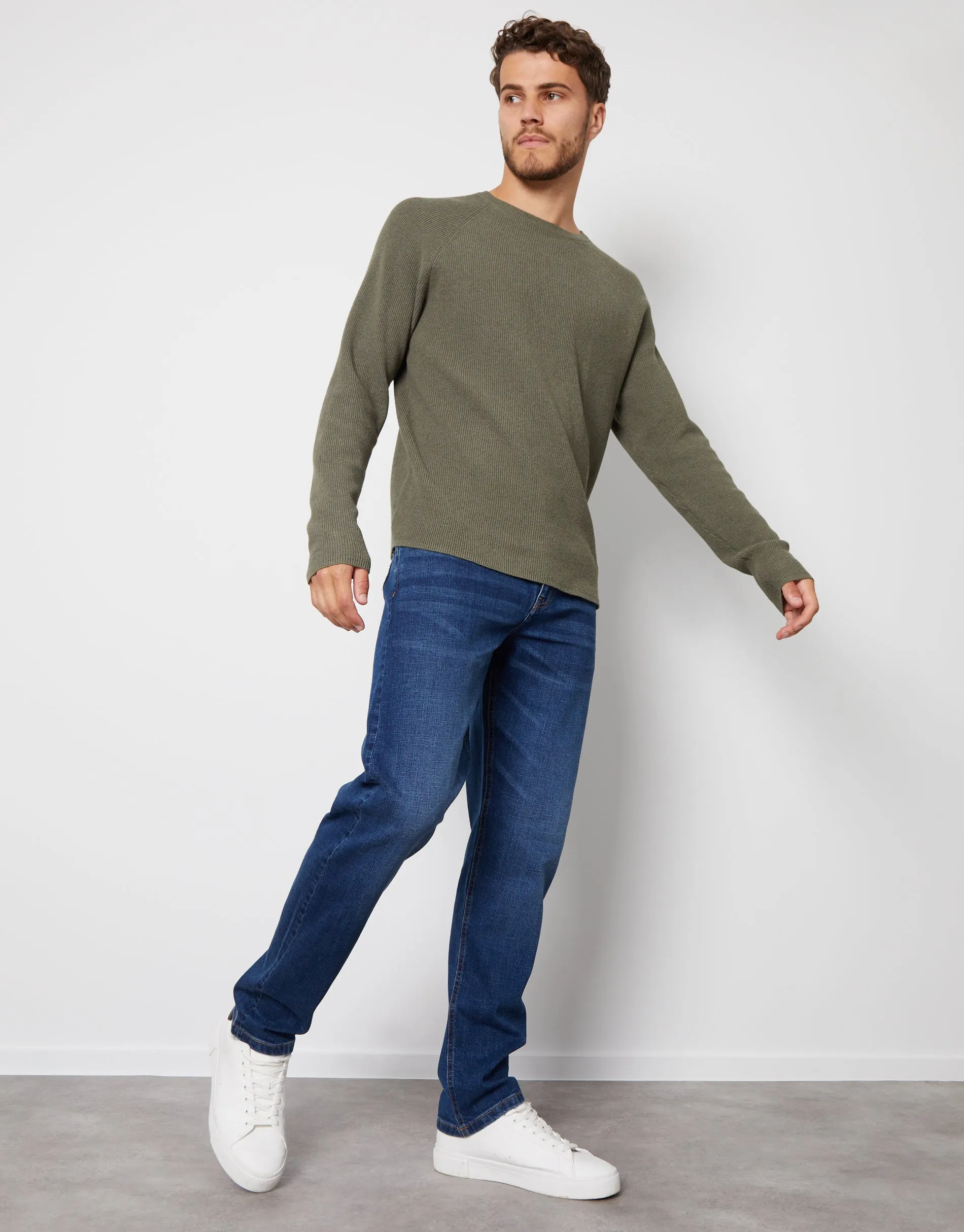 Men's Mid Wash Straight Leg Jeans