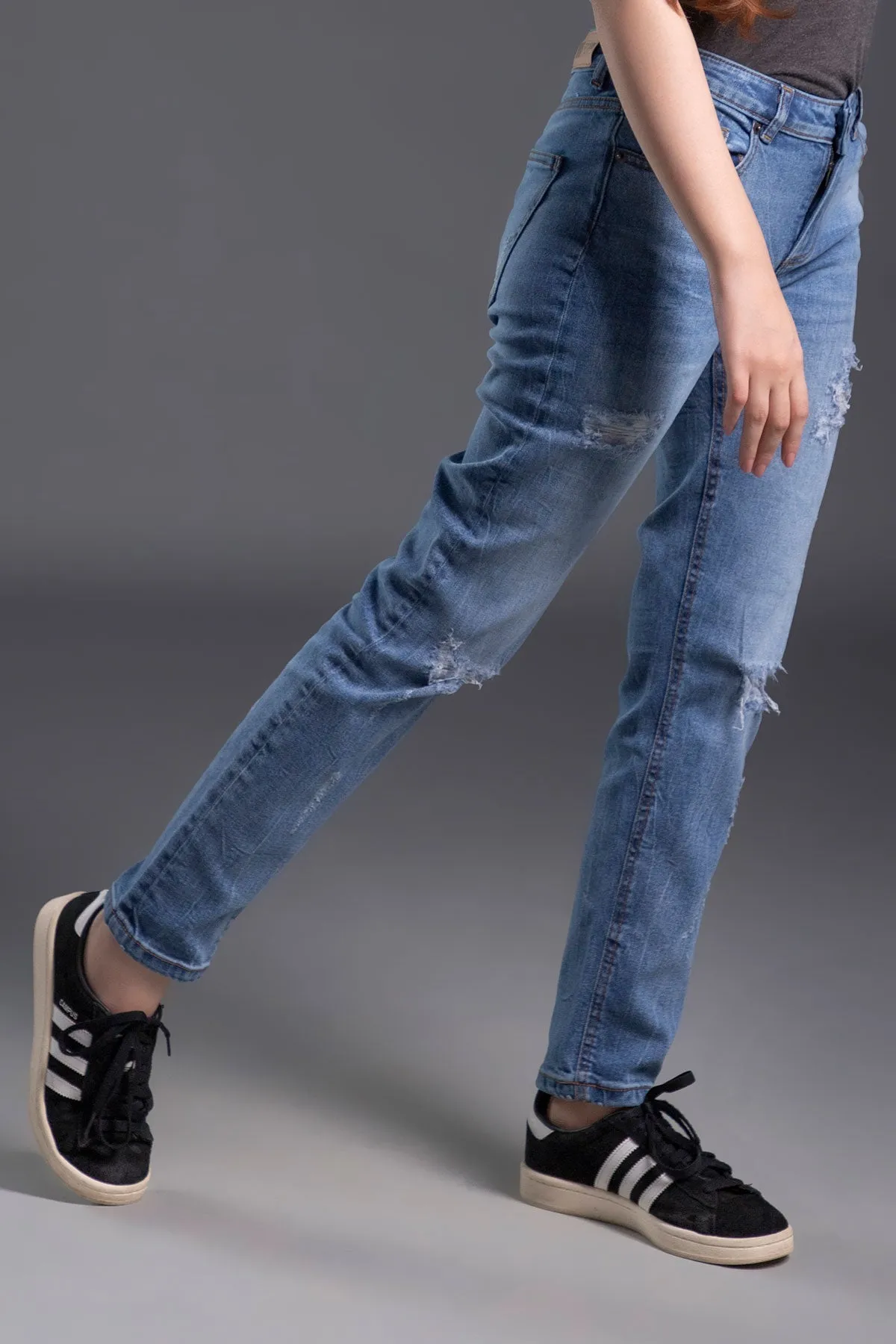 Rift Ripped Straight Jeans
