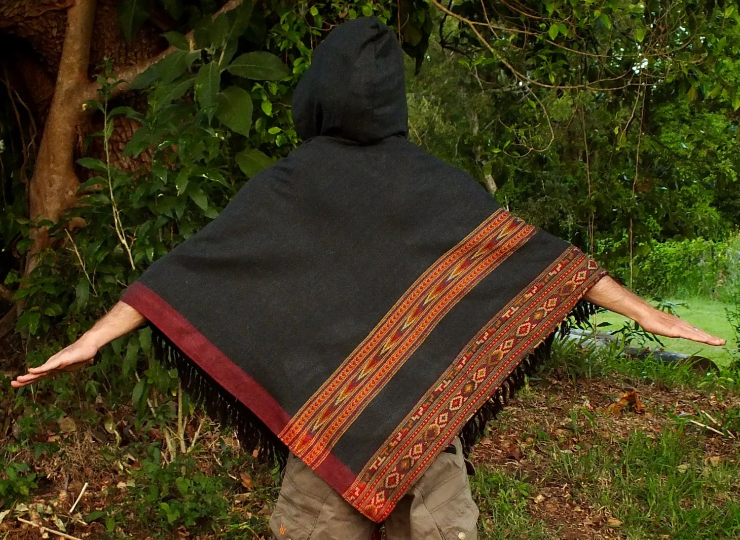 SAMADHI Handmade Grey Poncho with Hoodie YAK Wool and Acrylic Wool Blend Earthy Tribal Pattern Festival Gypsy AJJAYA Mens Natural Shamanic