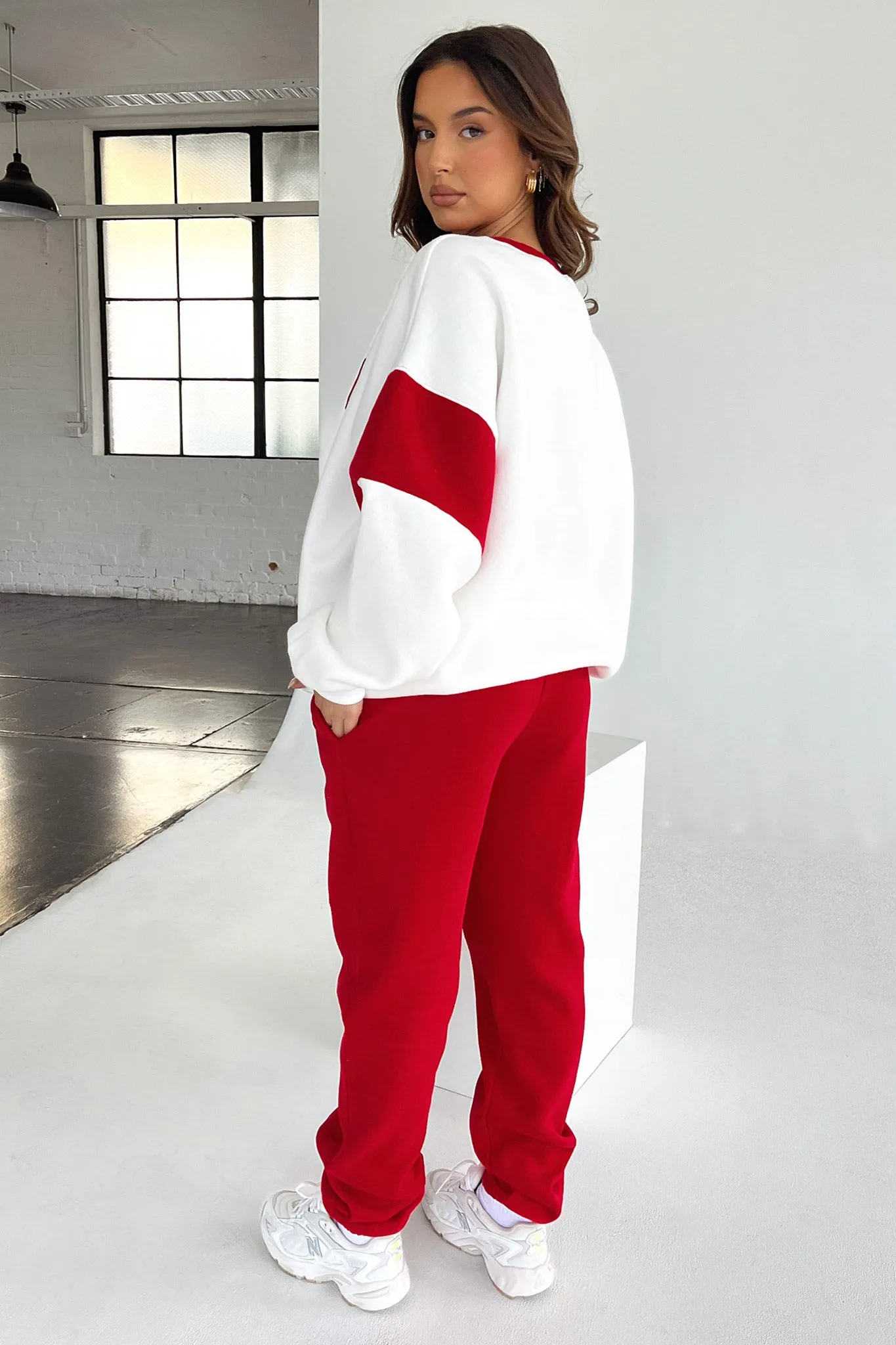 Series 9 Crewneck - Red