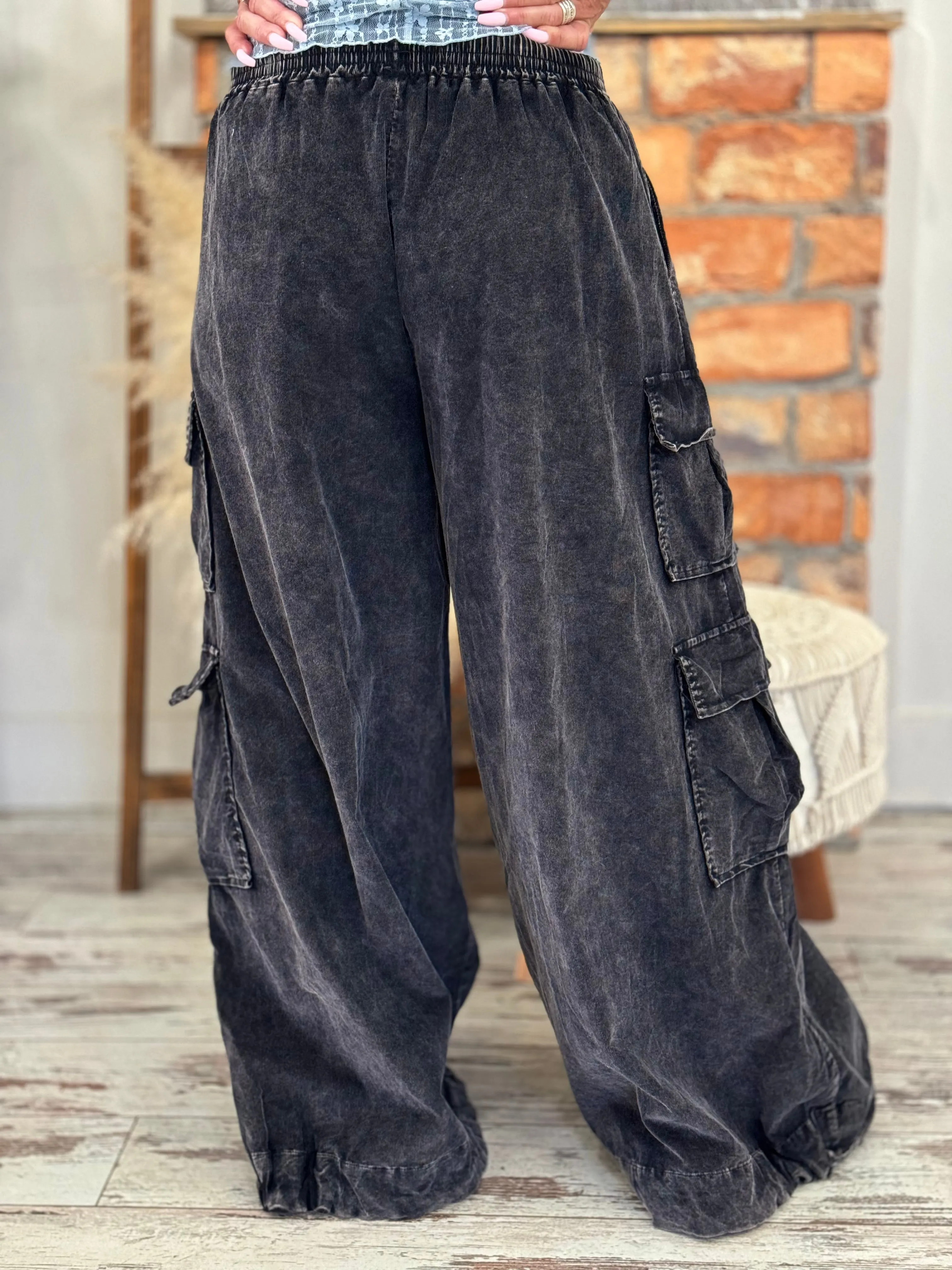 Slouchy Corduroy Wide Leg Jogger Pants in Black