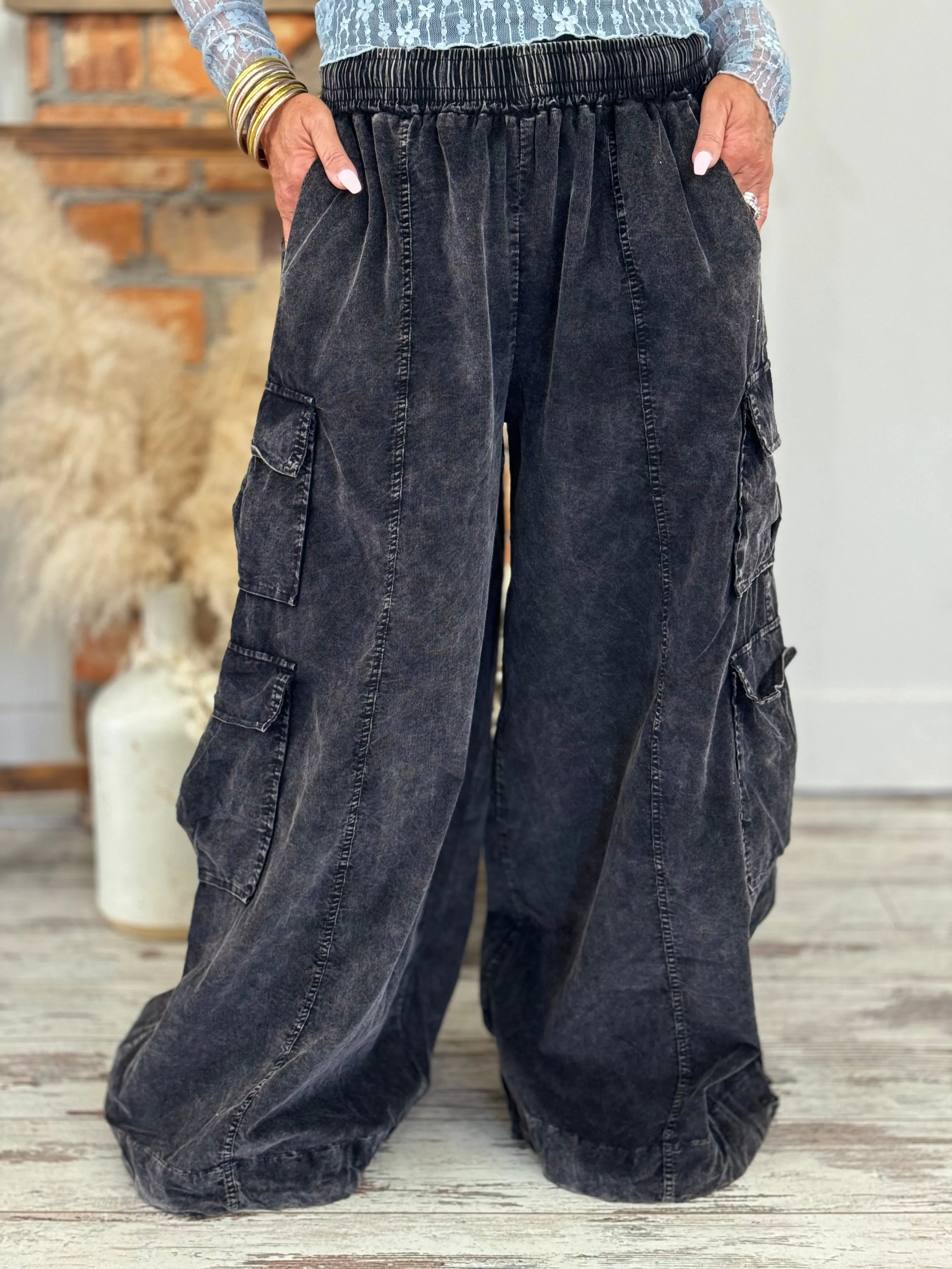 Slouchy Corduroy Wide Leg Jogger Pants in Black